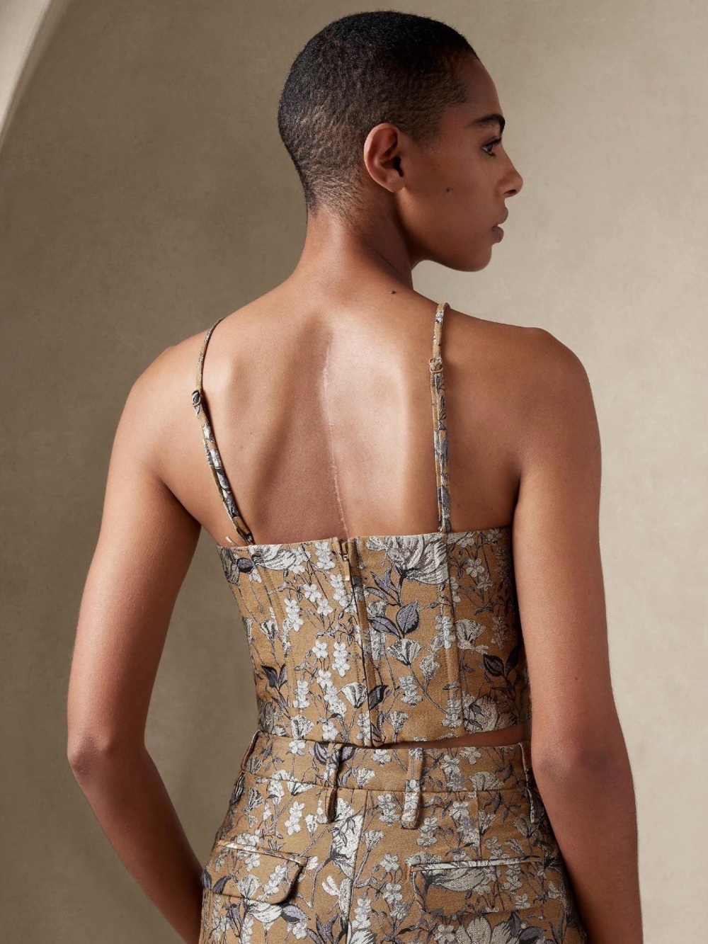 Banana Republic Women’s Floral Jacquard Cropped Corsette Bustier Top Size 6 - Picture 2 of 14